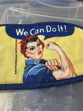 Smithsonian Institution "We Can Do It!" Yellow and Blue Oven Mitt
